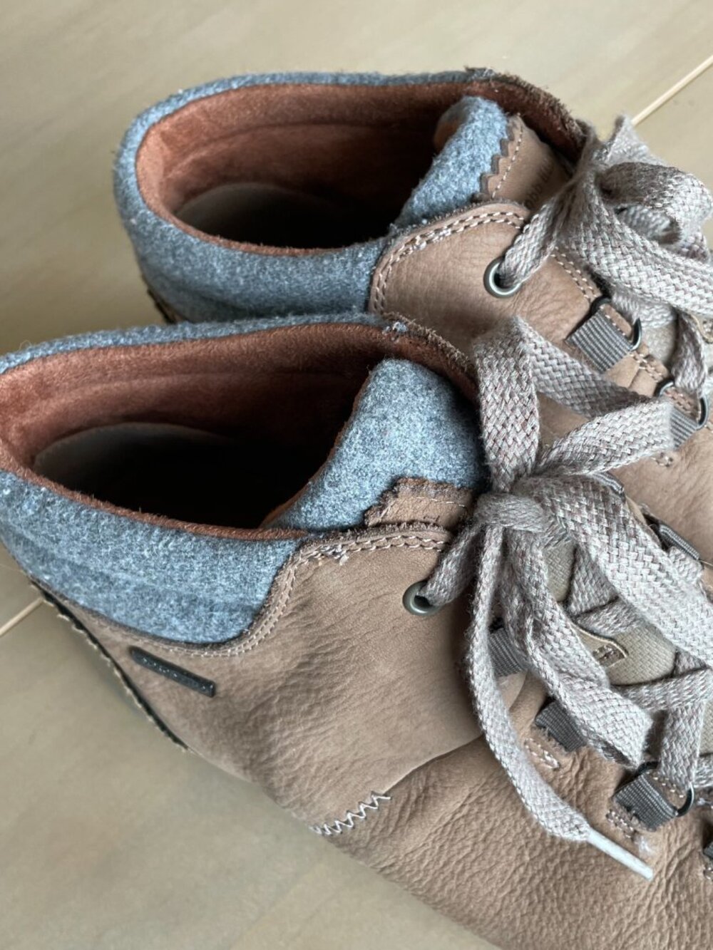 Entire Closet $5! Cobb Hill by New Balance Women's Waterproof Pyper Hiker - Picture 4 of 11